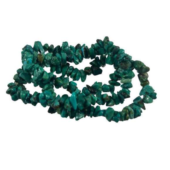 Chippy Green Bracelet Faux Turquoise 3 Strand Stretch Boho Layering - Picture 1 of 6